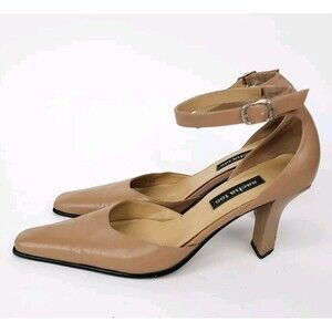 Sacha Too Beige Leather Pump Buckle Heels Womens Size 8.5 AA Shoes